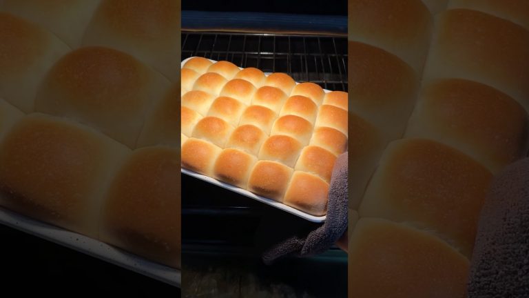 DINNER ROLLS