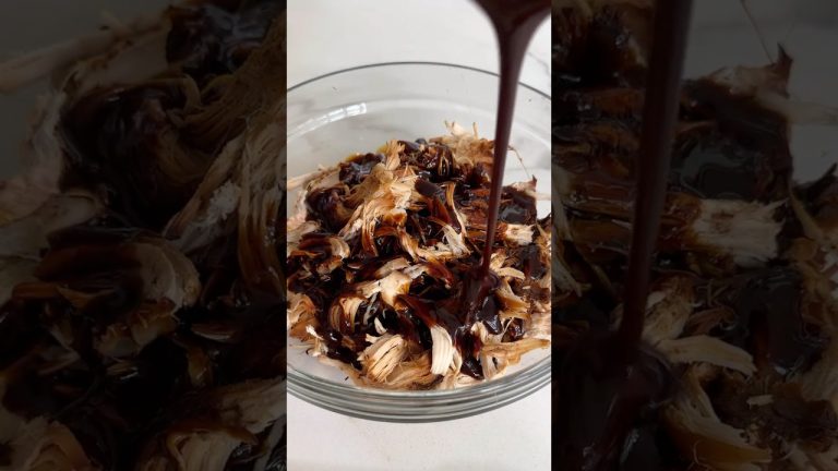 Honey garlic chicken that melts in your mouth #asmr #slowcooker