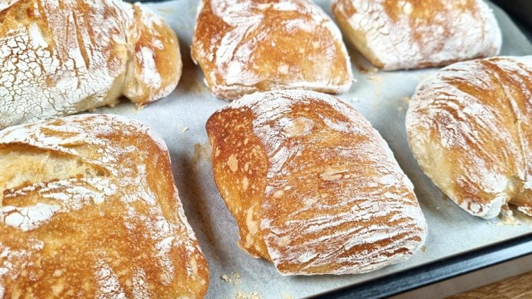 I don't buy bread anymore! The perfect Italian bread recipe