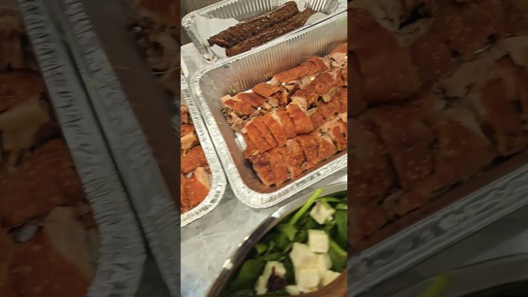 Whole Roasted Suckling Pig! #foodie #partyfood #pork #roasted #bbq