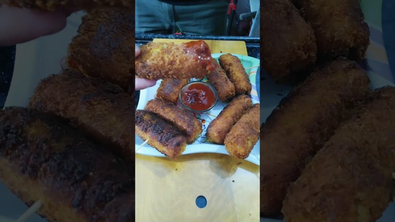 Street Style Sandwich Roll 🔥 | Quick Evening Snack #shorts #sandwich #rolls #trendingshorts #recipe