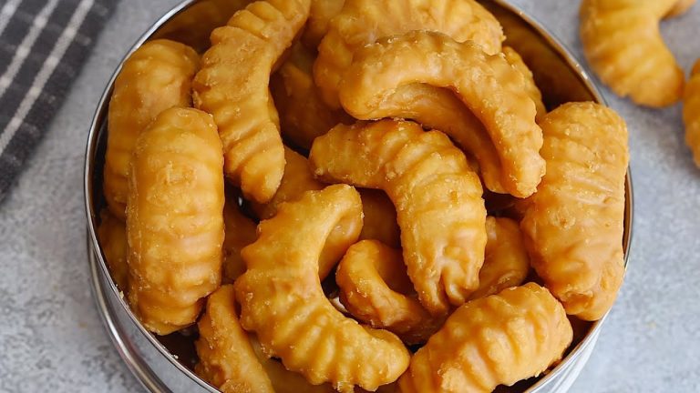 సంక్రాంతి స్పెషల్ బెల్లం గోర్మిటీలు ఇలా చేస్తే Extra గుల్లగా వస్తాయి😋 Gormiti Sweet Recipe In Telugu