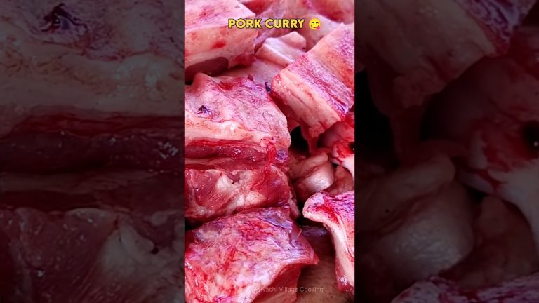 Cooking delicious pork gravy recipe  Desi Style Pork meat Curry easy Recipe #palakcurry#pork#shorts