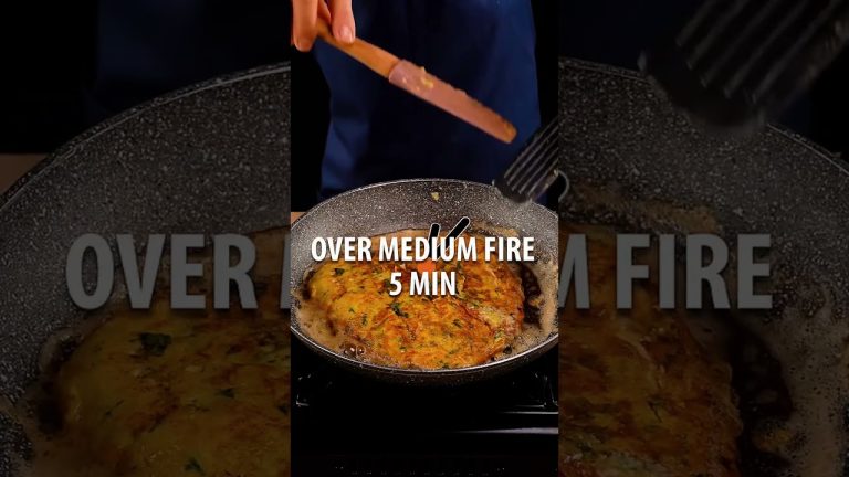 I just found the most ingenious trick for cooking chicken breast! #shots #food  #chickenrecipes