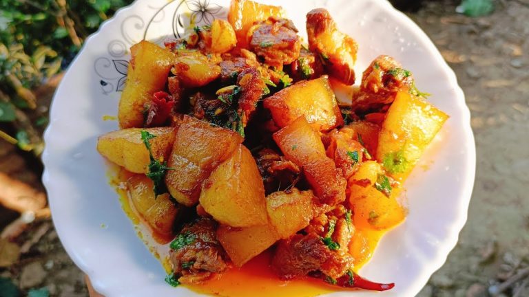 Pork Curry Recipe Cooking And Eating Desi  Style | Desi Style Pork Curry Recipe |Pork Gravy Recipe