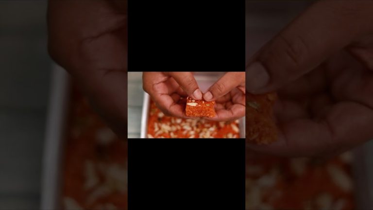 Gajar Kalakand Recipe | 30 Min Winter Special Sweet | Halwa Nahi, Daanedaar Kalakand