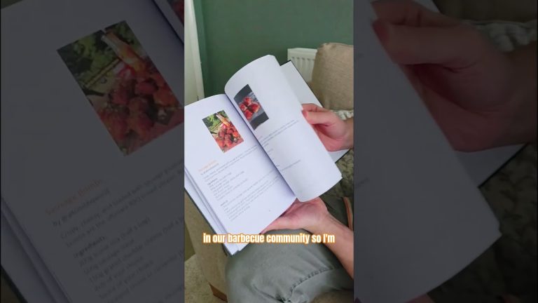 BBQ COMMUNITY COOK BOOK FEATURING BBQ LIFE