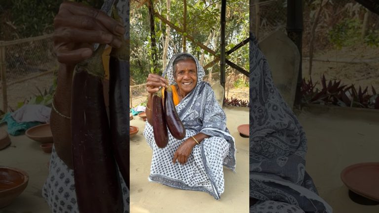 Steamed Eggplant in Banana Leaf | Simple Village Recipe #shorts #cooking #recipe