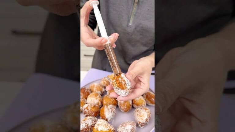 New way to do dessert #recipe #dessert #donuts #sweettreat #easyrecipe