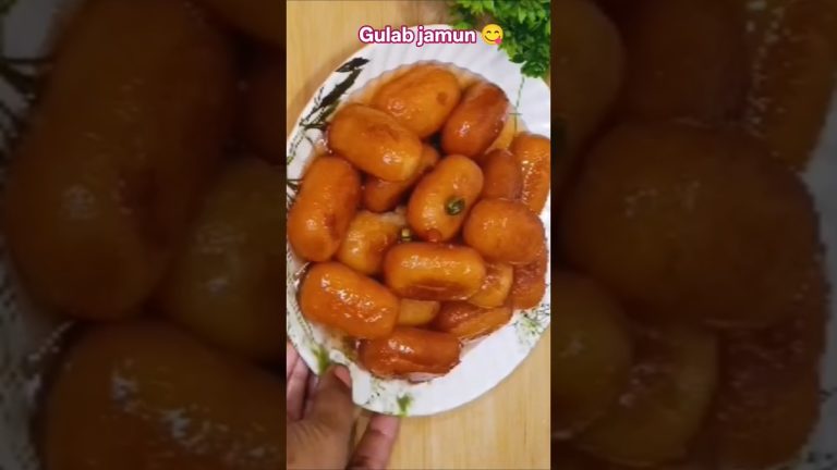 Suji ka gulab jamun 😋#recipe #short #sweet #mithaai #trending #youtubeshorts