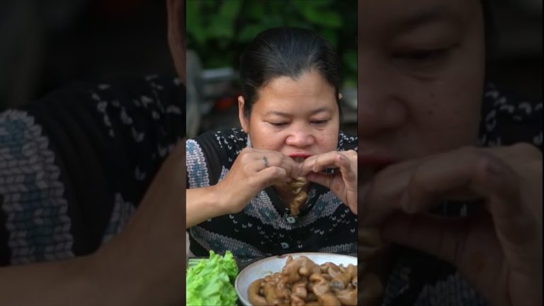 Pork Intestine #shorts  #food #smokegrill #mukbang #homeroasting #eating #grilltime #eatingshow