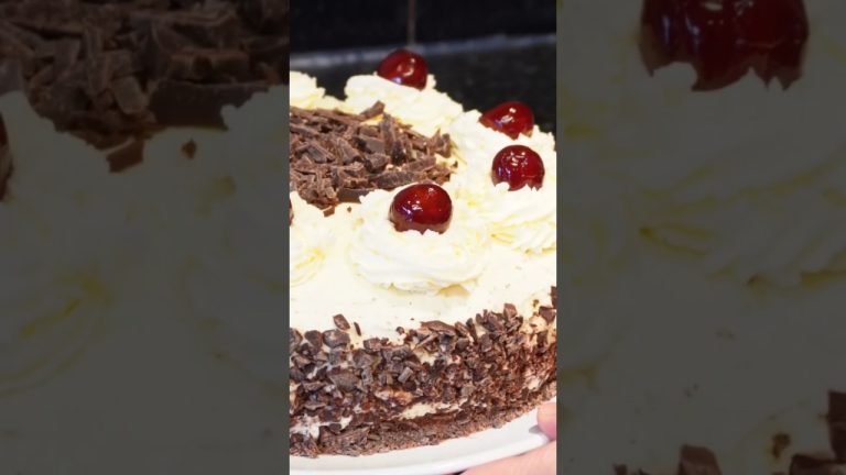 How To Make A Delicious Cake For Your Guests🥰😋 #shorts #foryou #recipe #cake #dessert