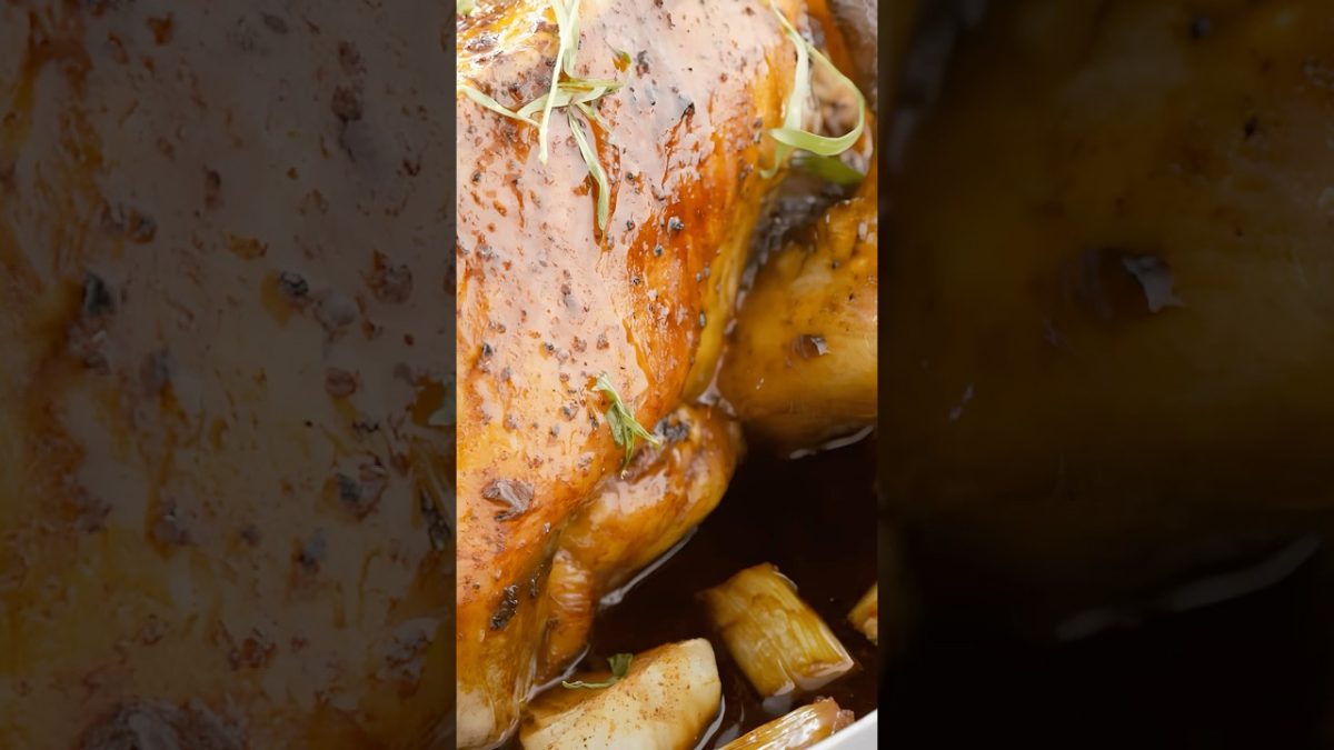 Pintade rôtie à la moutarde et oignons nouveaux ⭐ #Pintade #moutarde #oignons