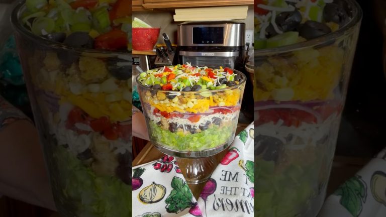 Chicken Fajita Layered Salad 🌈 Easy Meal Prep Tex-Mex Chicken Salad