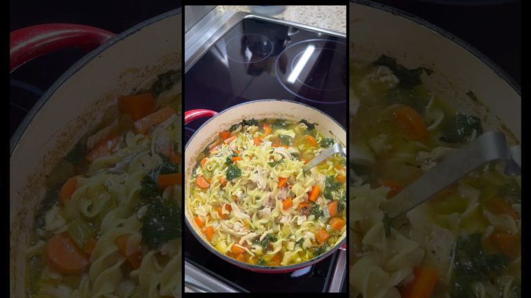 Chicken Noodle Soup RECIPE on Debbieskitchencorner.com #chickennoodlesoup #comfortfood #homecooked