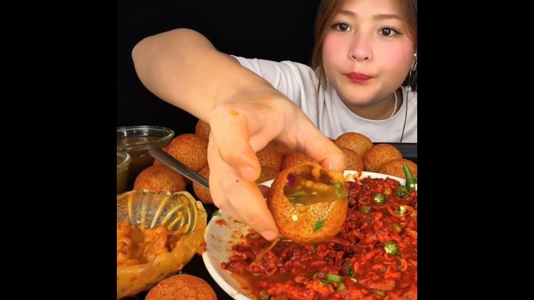 ASMR: EATING SPICY PANIPURI🔥 PUCHKA CHALLENGE || #shorts #mukbangn#asmreating #mukbangasmr #asmr