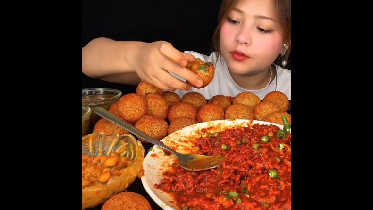ASMR: EATING SPICY PANIPURI🔥 PUCHKA CHALLENGE || #shorts #mukbangn#asmreating #mukbangasmr #asmr