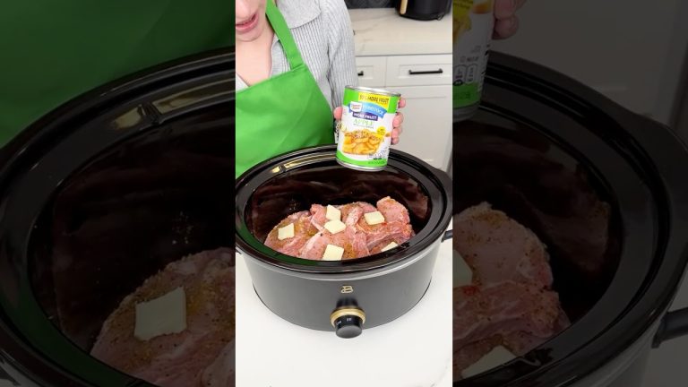 This crockpot dinner is a winner #easyrecipe #recipe #crockpot #slowcooker #porkchops #dinner