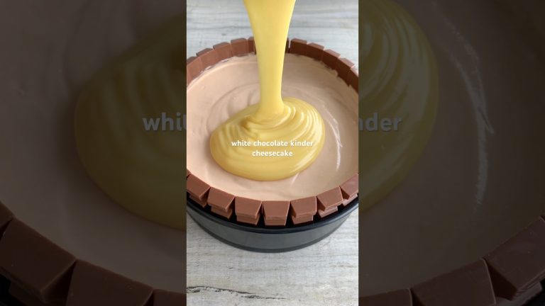 White chocolate kinder cheesecake #recipe #food #shorts #cheesecake