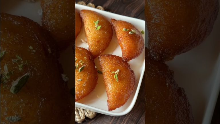 😋Gulab Jamun Rabdi Malpua Gujhiya  Ek Saath Holi Special Mithai #shorts #holi #sweets