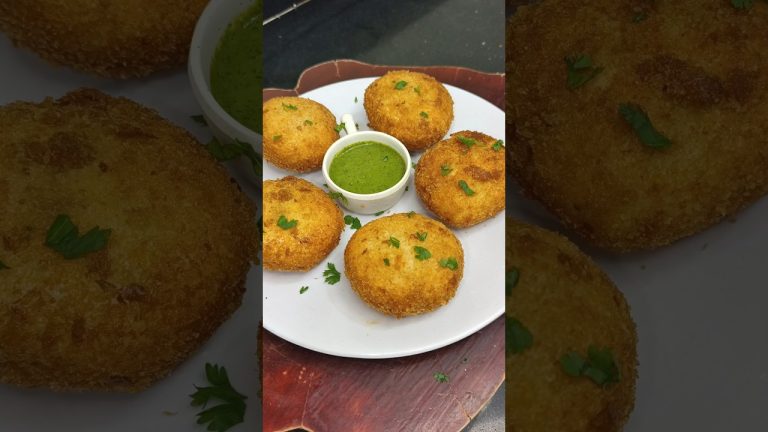 Ramzan Chicken Cheese Buns | Perfect Iftar Snack Recipe | Bakery Style Chicken Buns #ramazan #iftar