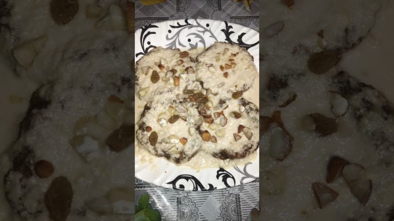 Kya Apne Bread Ka Ye Unique Dessert Khaya Hai Kabhi 😋 #shorts #dessert #holispecial #puarecipe