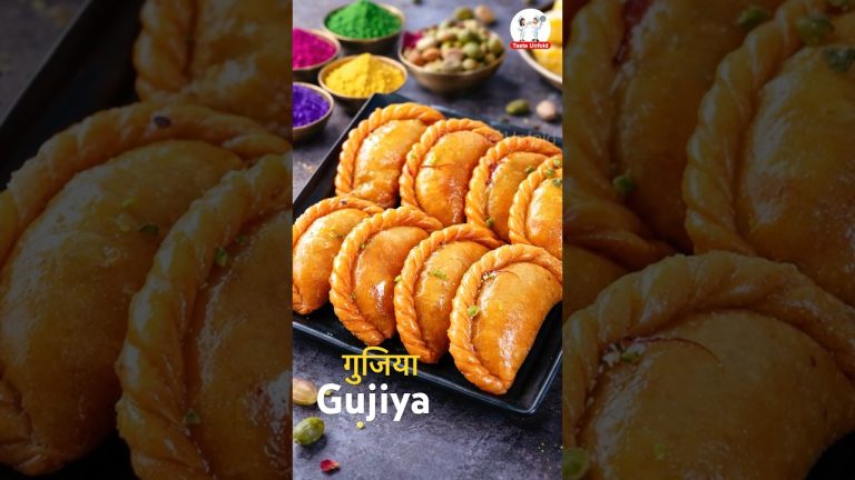 Gujiya Recipe | बिना साचे के बनाये हलवाई जैसी पारंपरिक गुजिया | Holi Special