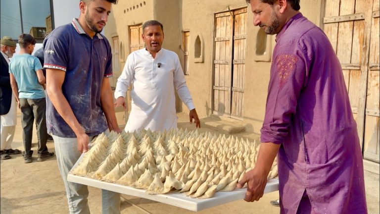 2000 SAMOSA RECIPE BY MUBASHIR SADDIQUE | STREET FOOD STYLE SAMOSA | PERFECT SAMOSA |POTATO SAMOSA