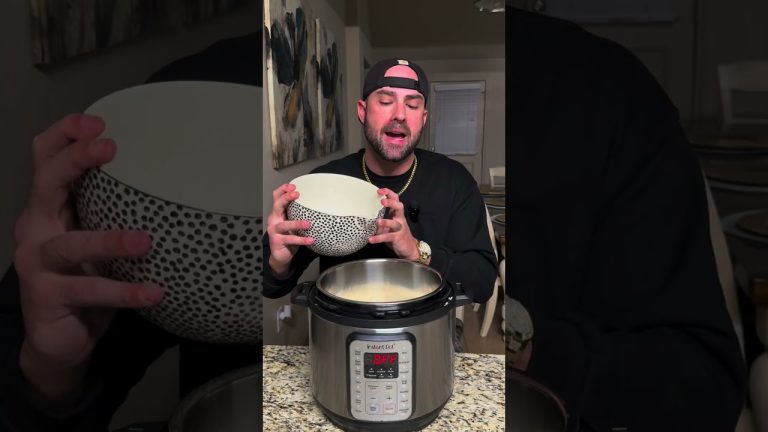 Blackout Barbecue Chicken 🔥 600 Calorie High-Protein Crockpot Meal Prep