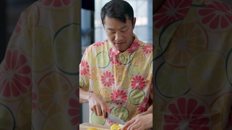 For Maximum Flavor, Cut an Orange Like This