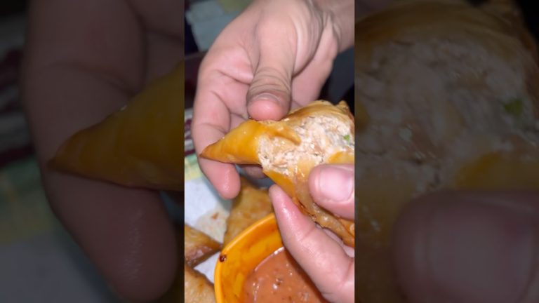 Chicken queema samosa recipe 🔥😍❤️#youtubeshorts #viral #shorts #shortvideo #viralvideo #short