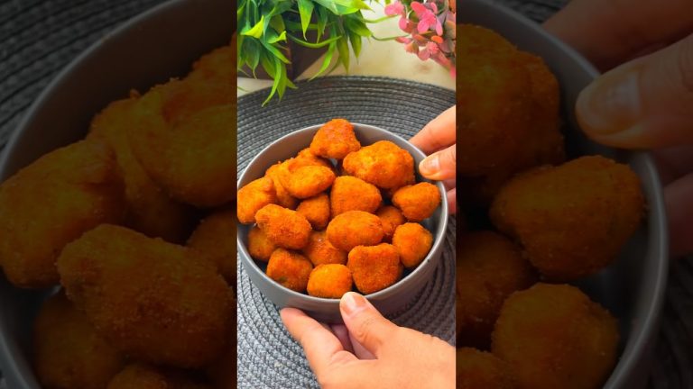 Restaurant jaisa nuggets ghar pe aise banaye | Chicken nuggets recipe | #shorts | Kabitaskitchen