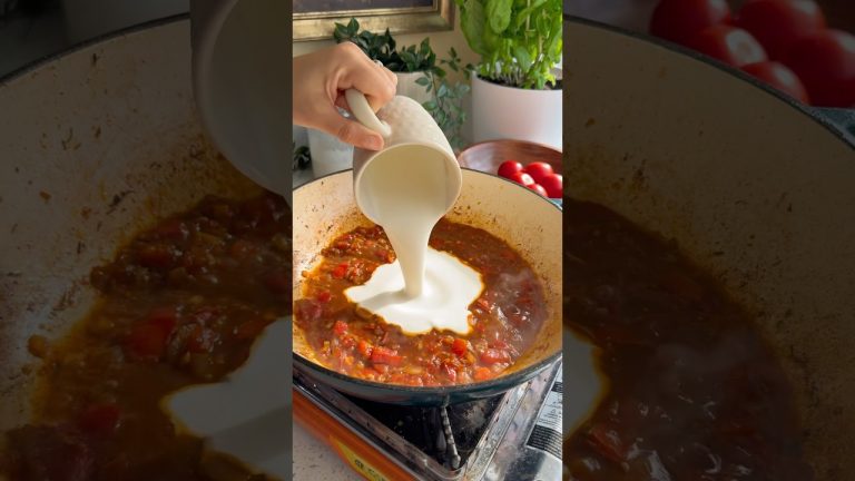 My Husbands #1 Favorite Dish. This Creamy Chicken takes less than 30 minutes to make! #chicken