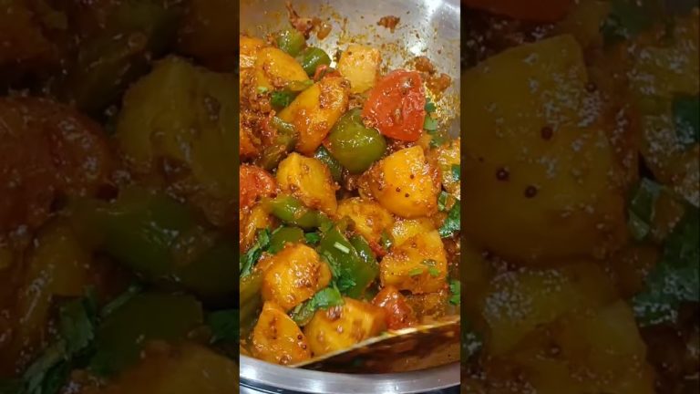Shimla Mirch Aloo Recipe #capsicum #shimlamirch #alooshimlamirch #food #shorts #recipe #cooking