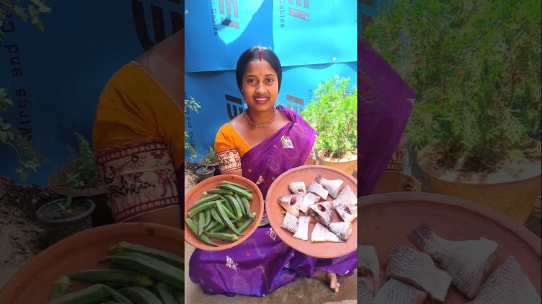 Traditional Bengoli Fish Curry With Okra #shorts #cooking #recipe