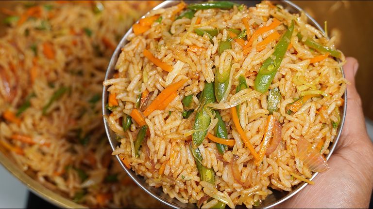 ರೆಸ್ಟೋರೆಂಟ್ ಸ್ಟೈಲ್ ವೆಜಿಟೆಬಲ್ ಫ್ರೈಡ್ ರೈಸ್ 😋| Veg Fried Rice | Easy & Quick Lunchbox | #fried rice