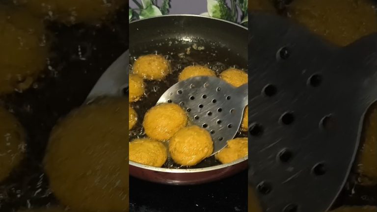 एक कप सूजी में दूध मिलाकर बनाया है। #shorts #viral #recipe #food #cooking #yt #ytshort #ytviral