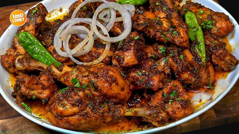 JUICY Garlic Chicken Roast Recipe, Dawat Special Recipe, New Chicken Recipe by Samina Food Story
