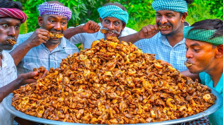 CHICKEN GIZZARD FRY | Mushroom Gizzard Pepper Fry Recipe Cooking in Village | Chicken Parts Recipe