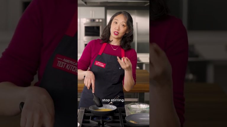 How Much Should You Stir Your Eggs for a Perfect Omelet?
