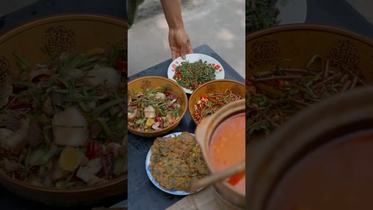 Traditional Chinese Wild Greens Harvest & Spicy Stir-Fried Vegetable Recipe