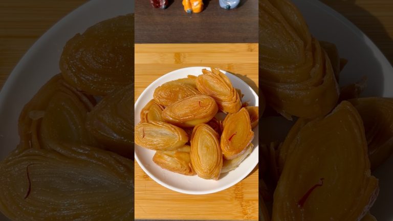 Khaja recipe #shorts #recipe #khajarecipe #trending #viral #shortsfeed #cooking #shortsvideo #sweet