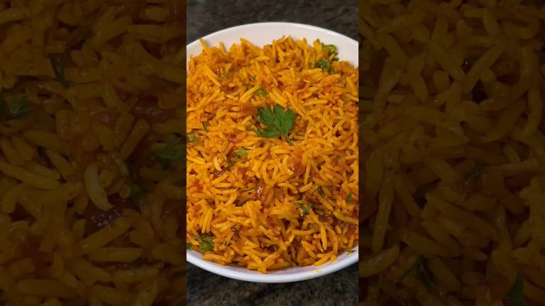 Simple Tomato Garlic Rice | Lunch Box recipes #9|#youtubeshorts #swassyhomekitchen#cooking#ytshorts