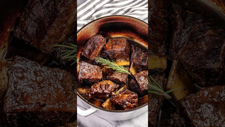 Classic Braised Beef Short Ribs #slowcooker #instantpot #recipe #cooking #ribs