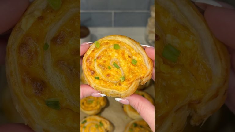viral buffalo chicken pinwheels recipe 😋#cooking #recipe #food #easyrecipe #snacks #shorts #pastry