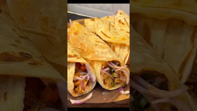 Street Style Tawa Paneer Rolls Recipe ♥️ #recipe #food #cooking #viral #youtubeshorts #snacks